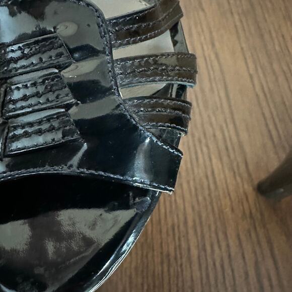 Theory Adella Black Patent Leather Italian 4" Peep Toe Heels Women's 37.5 / 7.5 - Picture 7 of 8